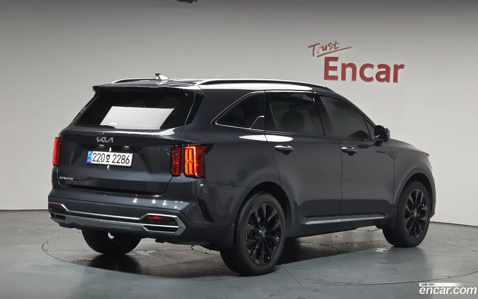 Kia Sorento 2.5T 2WD 2023 — миниатюра 2
