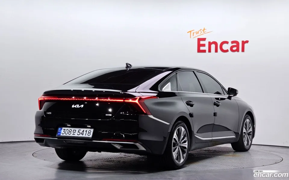 Kia K8 Hybrid 2022 — миниатюра 2