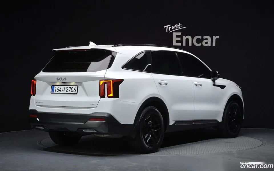 Kia Sorento HEV 1.6 2WD 2023 — миниатюра 2