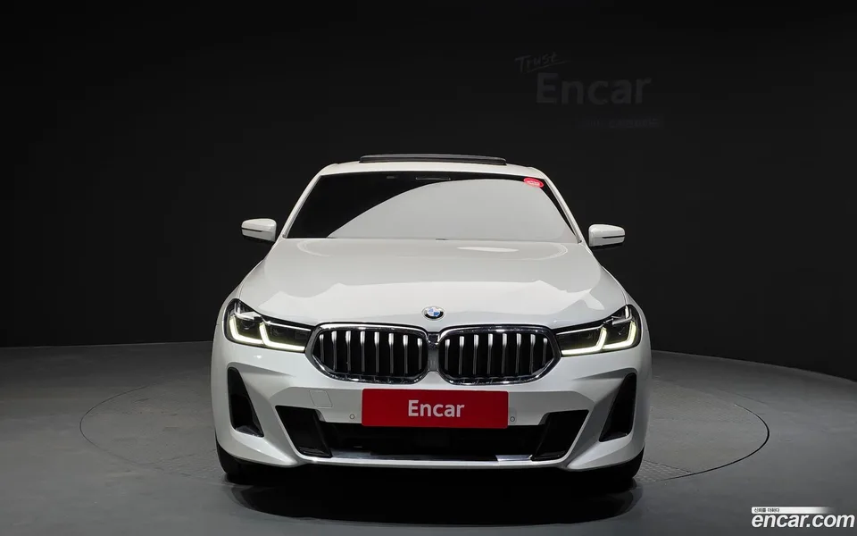 BMW 6 Series GT 620d xDrive M 2022 — миниатюра 3