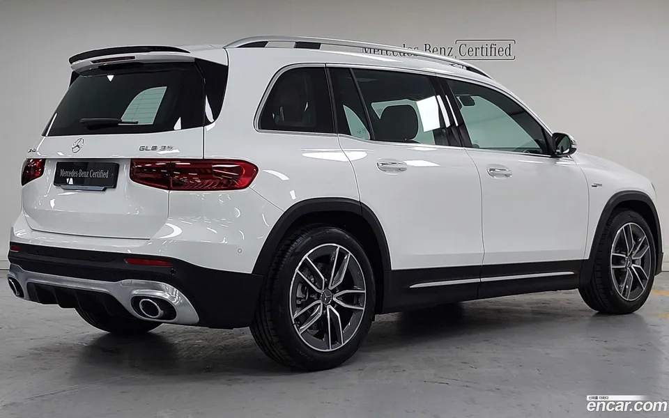 Mercedes-Benz GLB-Class AMG GLB35 4MATIC 2025 — миниатюра 2