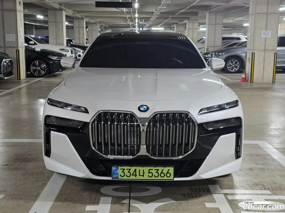 BMW 7 Series 740d xDrive M 2025 — миниатюра 3