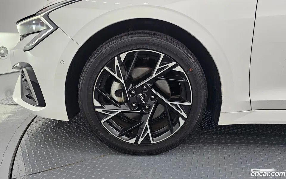 Kia K5 2.0 2024 — миниатюра 5