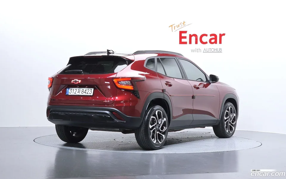 Chevrolet Trax Crossover 1.2 RS 2023 — миниатюра 2