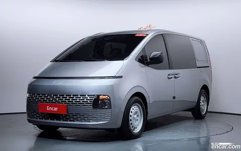 Hyundai Staria 2024 купить в Москве