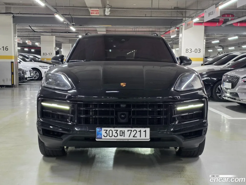 Porsche Cayenne 3.0 E- 2024 — миниатюра 2