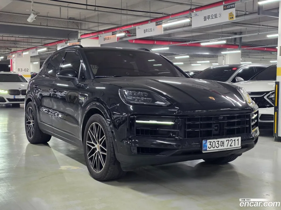 Porsche Cayenne 3.0 E- 2024 — миниатюра 3