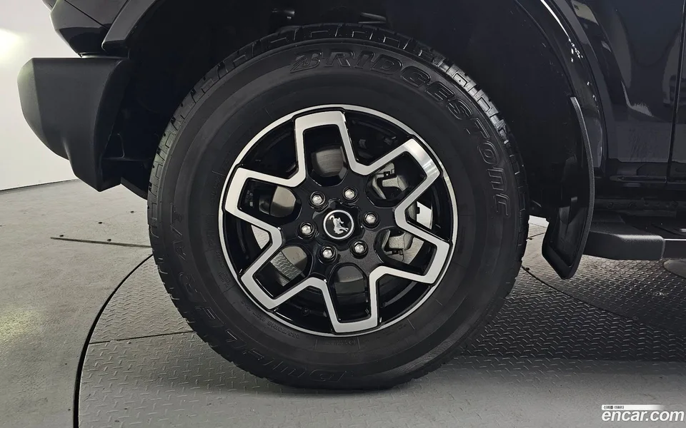 Ford Bronco 2.3 2024 — миниатюра 5