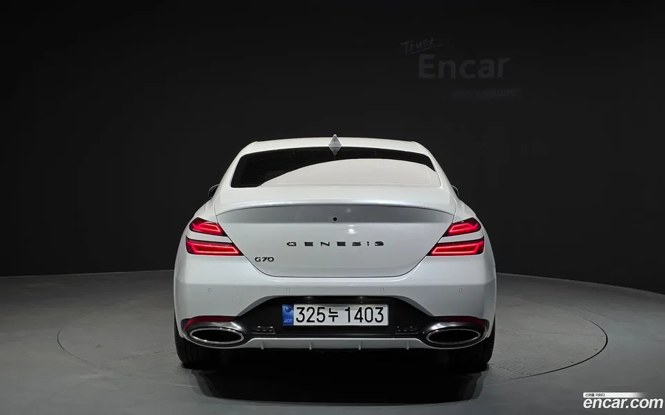 Genesis G70 2.5T 2WD 2025 — миниатюра 4