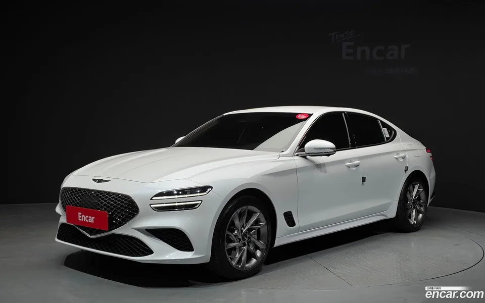 Genesis G70 2.5T 2WD 2025 — фото 1, купить с доставкой в Москву