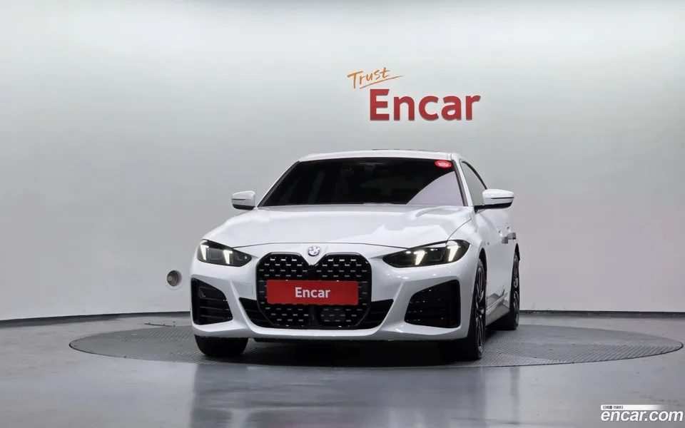 BMW 4 Series 420i M 2025 — миниатюра 3