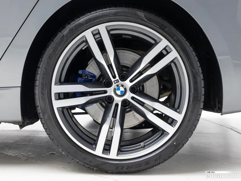 BMW 6 Series GT 630i xDrive M 2024 — миниатюра 5