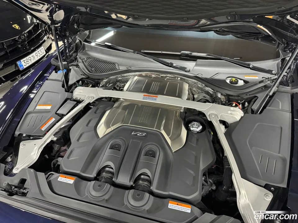Bentley Flying Spur 4.0 2022 — миниатюра 5