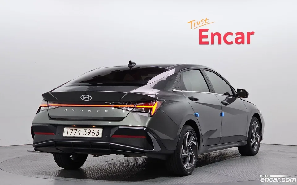 Hyundai Avante CN7 1.6 2024 — миниатюра 2
