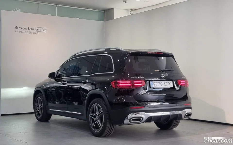 Mercedes-Benz GLB-Class GLB250 4MATIC 2025 — миниатюра 2