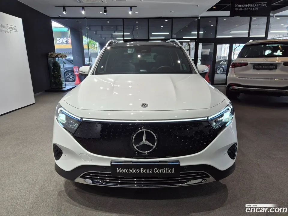 Mercedes-Benz EQB EQB300 4MATIC 2025 — миниатюра 3