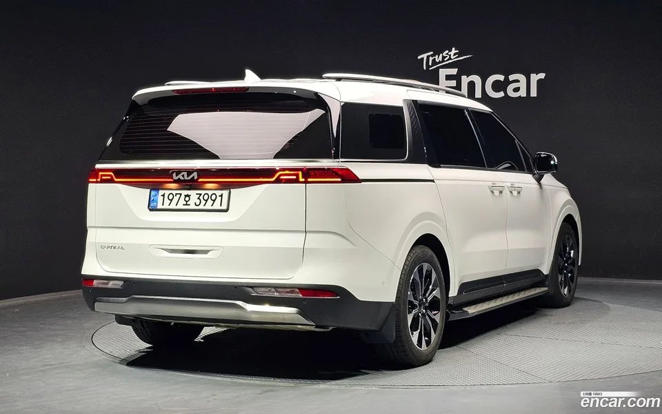 Kia Carnival 9 2022 — миниатюра 2