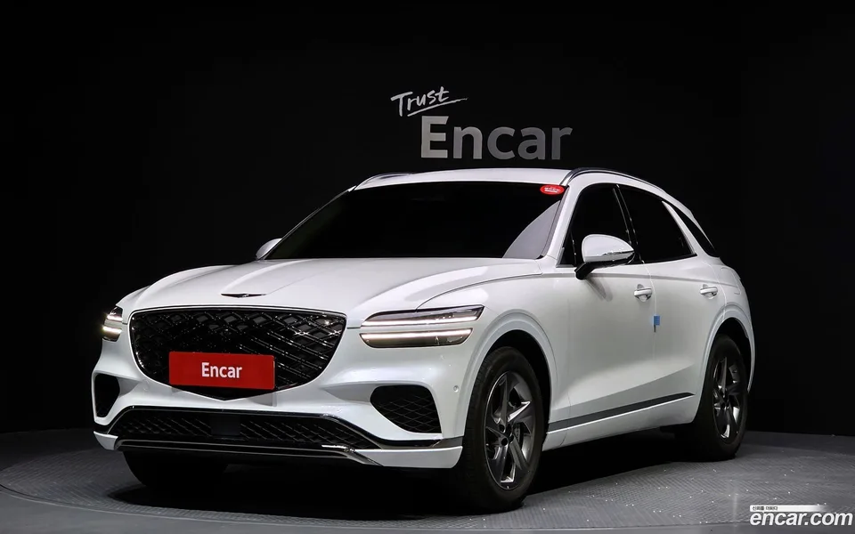Genesis GV70 2.5T AWD 2025 — фото 1, купить с доставкой в Москву