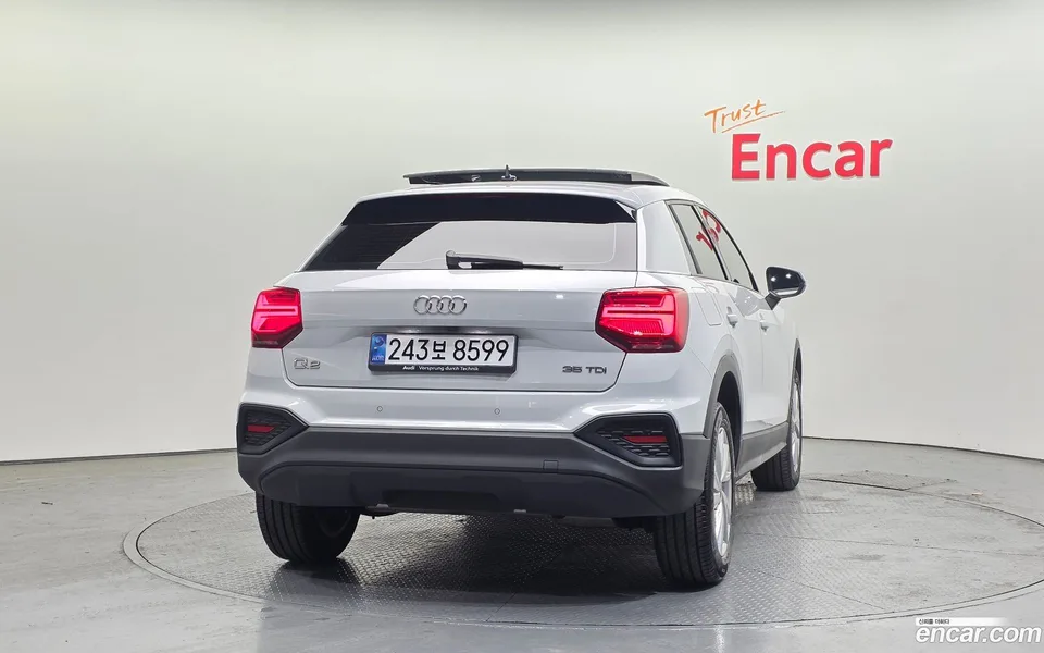 Audi Q2 35 TDI 2023 — миниатюра 4