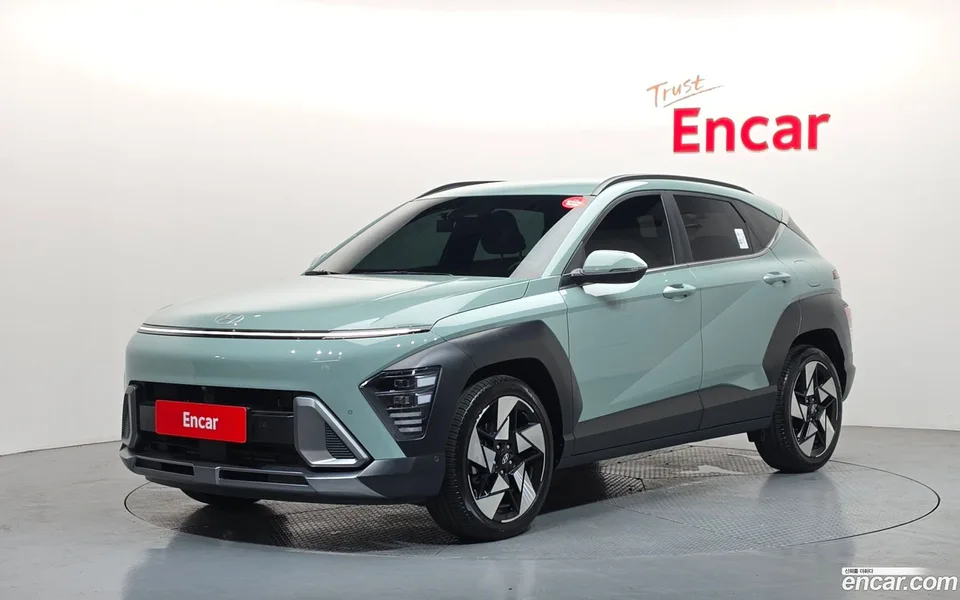 Hyundai Kona 1.6 2WD 2023 — фото 1, купить с доставкой в Москву
