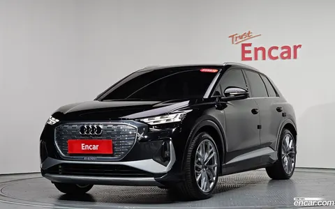 Audi Q4 e-tron (F4) 2025 купить в Москве