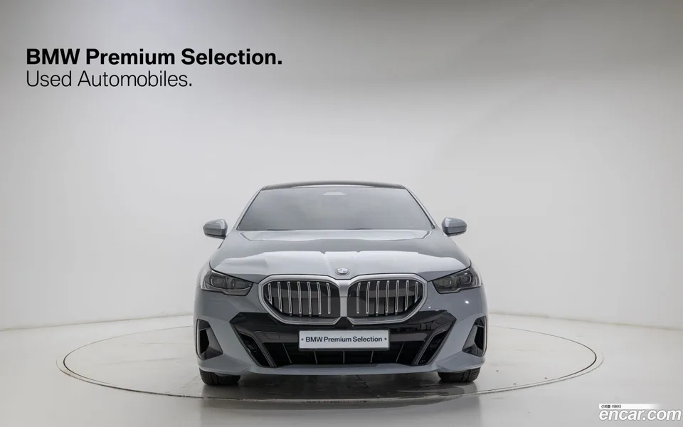 BMW 5 Series 520i M 2024 — миниатюра 3