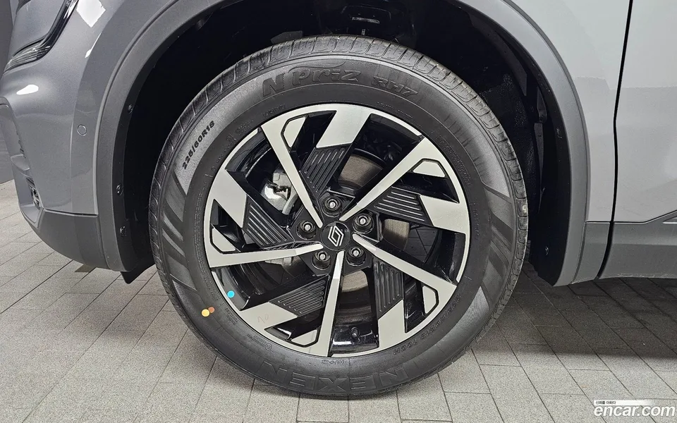 Renault Samsung QM6 2.0 GDe RE 2WD 2026 — миниатюра 5