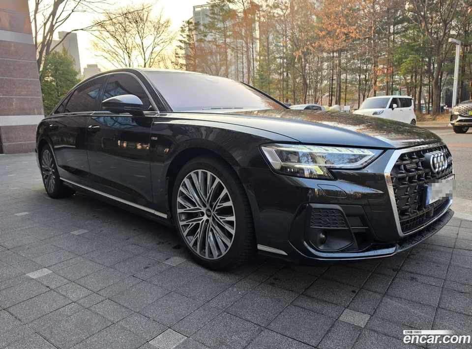 Audi A8 55 TFSI LWB 2022 — миниатюра 2