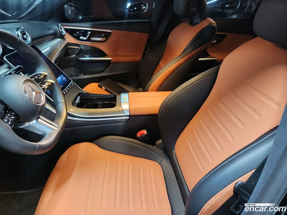 Mercedes-Benz C-Class C300 4MATIC AMG Line 2023 — миниатюра 2