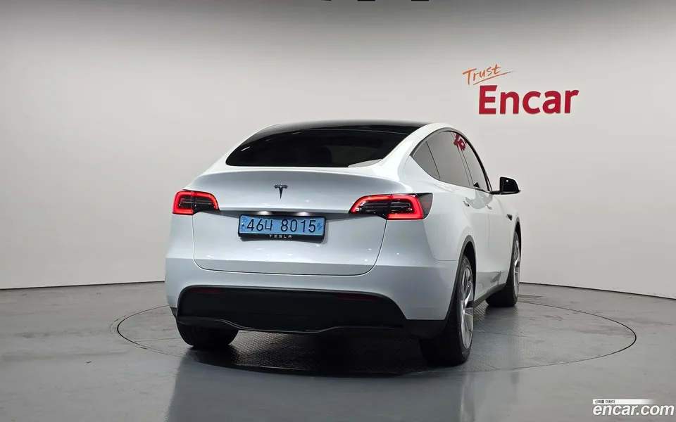 Tesla Model Y RWD 2024 — миниатюра 4