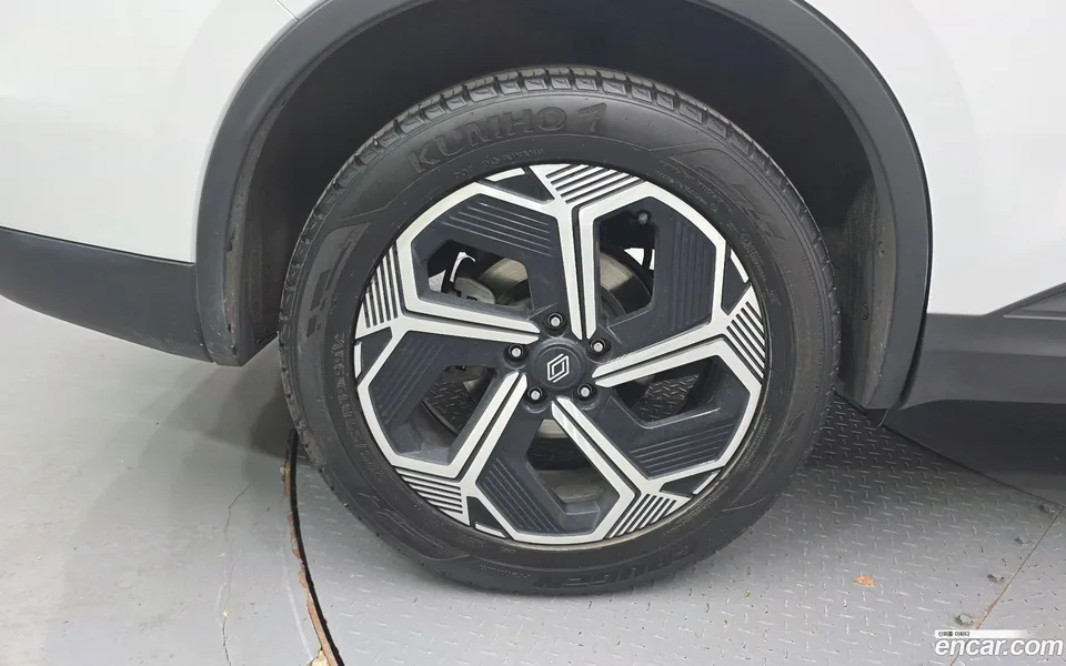 Renault Samsung QM6 2.0 LPe RE 2WD 2024 — миниатюра 5