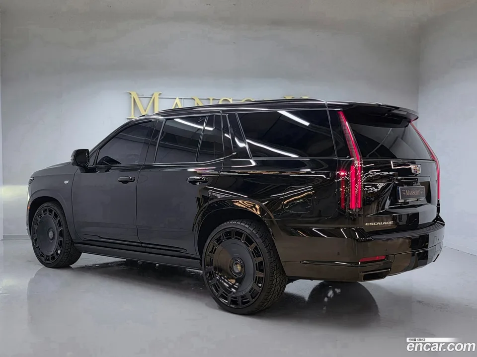 Cadillac Escalade 6.2 2025 — миниатюра 2