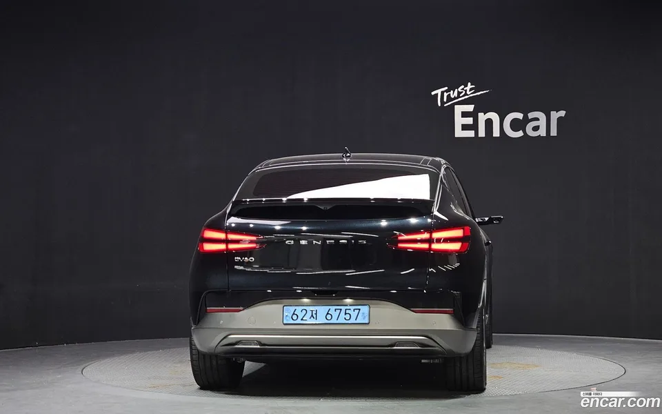 Genesis GV60 AWD 2024 — миниатюра 4
