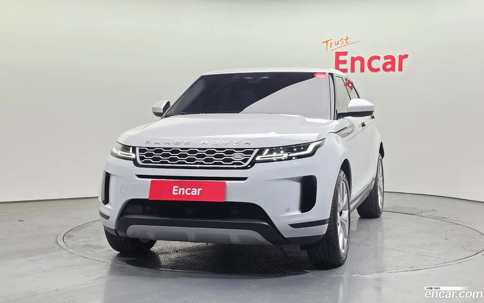 Land Rover Range Rover Evoque P250 SE 2023 — миниатюра 3