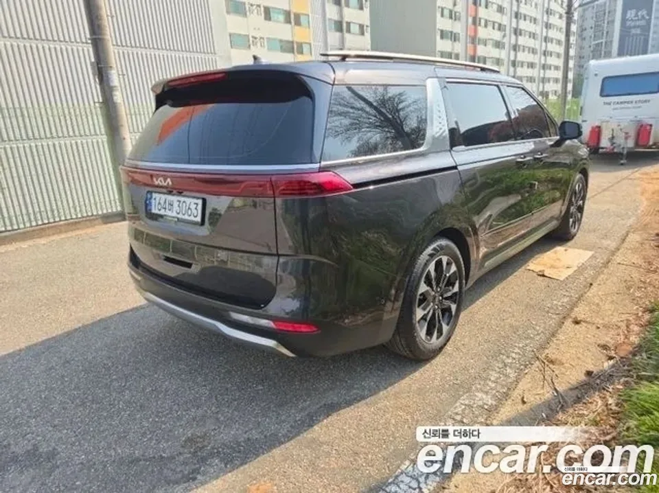 Kia Carnival 9 2023 — миниатюра 3