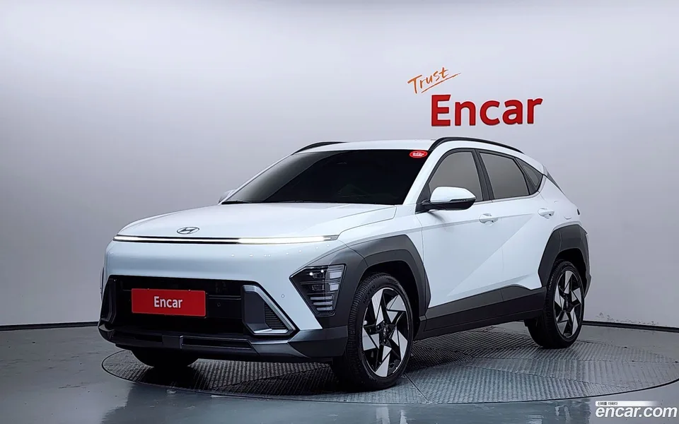 Hyundai Kona 1.6 2WD 2025 — фото 1, купить с доставкой в Москву