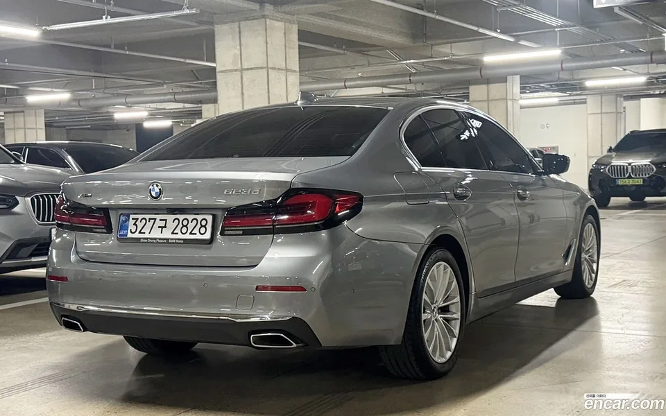 BMW 5 Series 523d 2023 — миниатюра 2