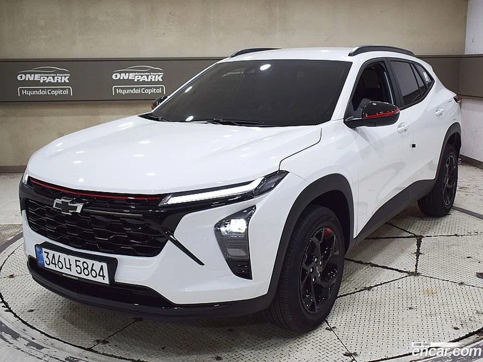 Chevrolet Trax Crossover 1.2 2025 — фото 1, купить с доставкой в Москву