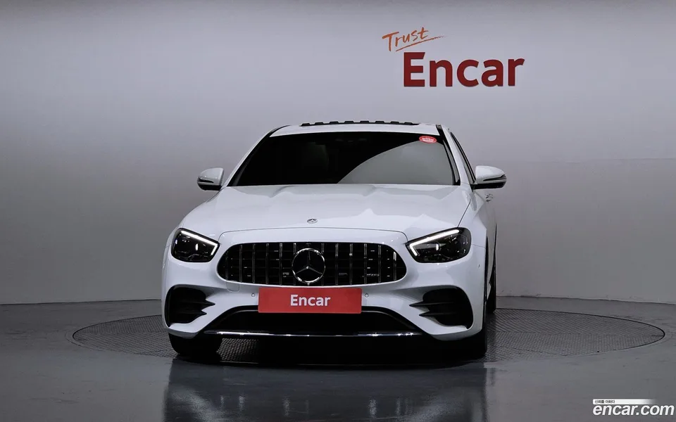 Mercedes-Benz E-Class E250 AMG Line 2023 — миниатюра 3