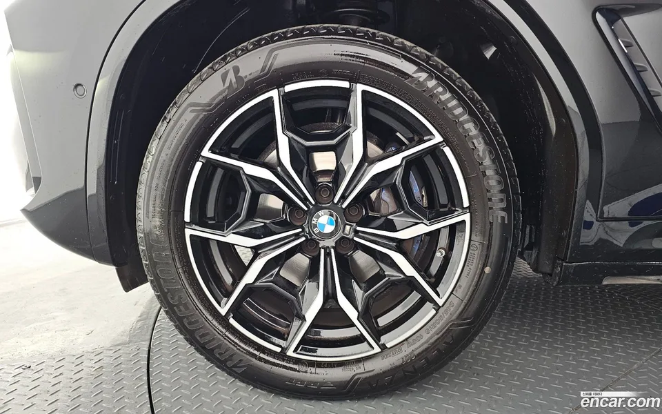 BMW X4 xDrive20i M 2022 — миниатюра 5