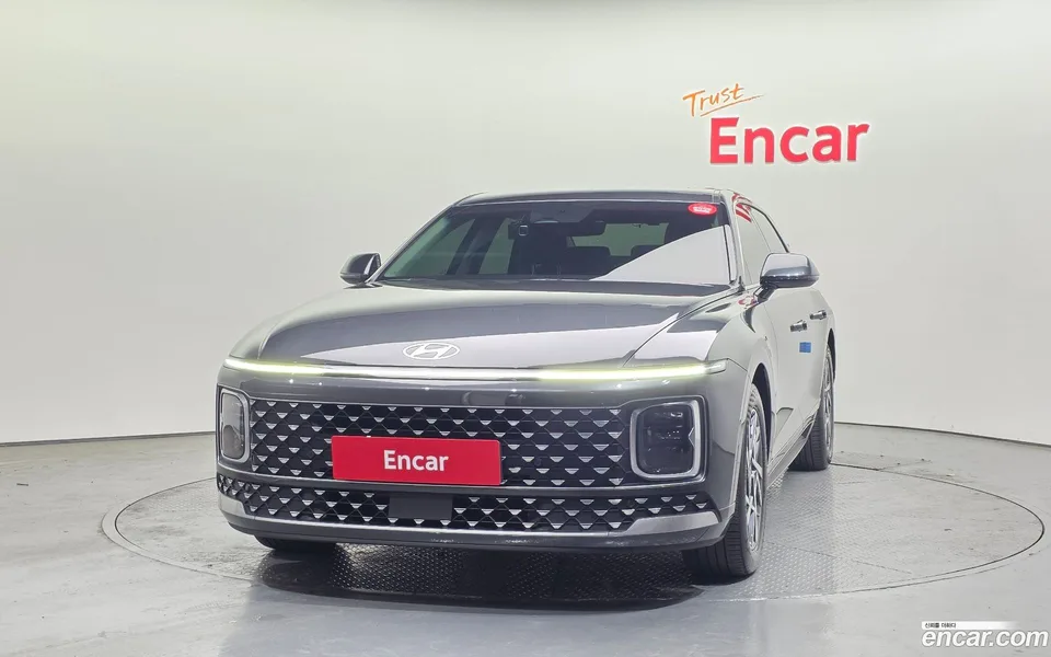 Hyundai Grandeur Hybrid 2023 — миниатюра 3