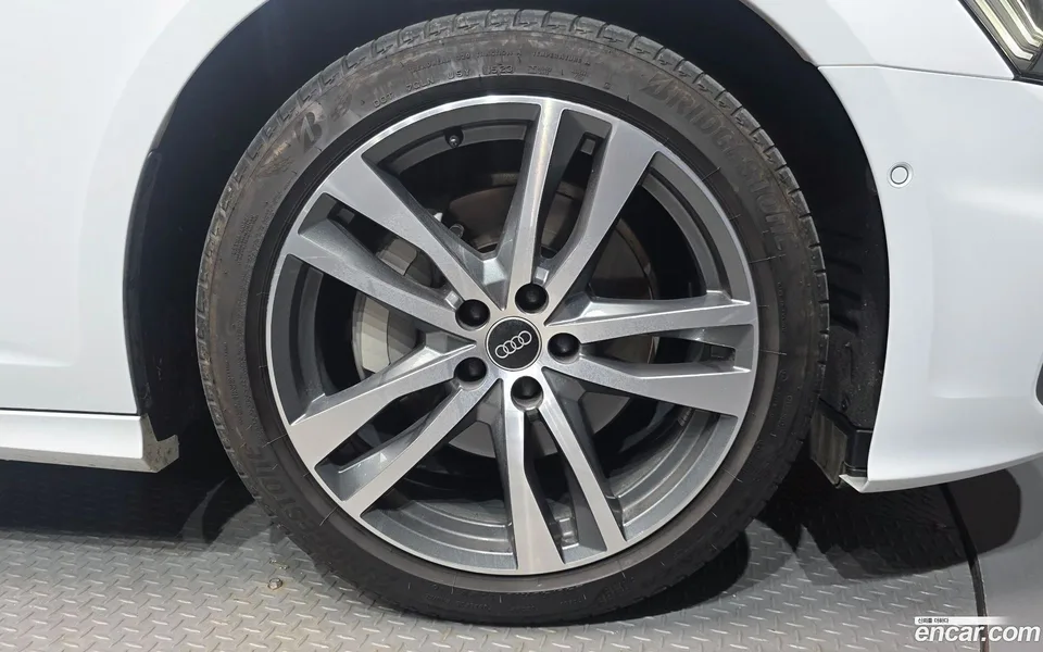 Audi A6 45 TFSI 2023 — миниатюра 5