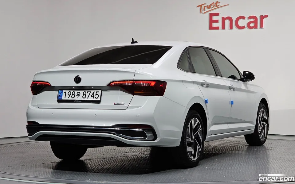Volkswagen Jetta 1.5 TSI 2023 — миниатюра 2