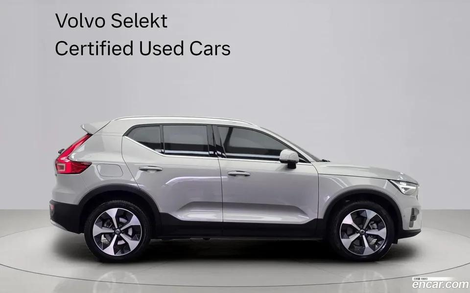 Volvo XC40 B4 2024 — миниатюра 3