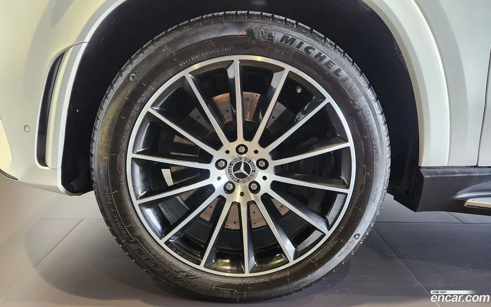 Mercedes-Benz GLE-Class GLE450 4MATIC 2022 — миниатюра 5