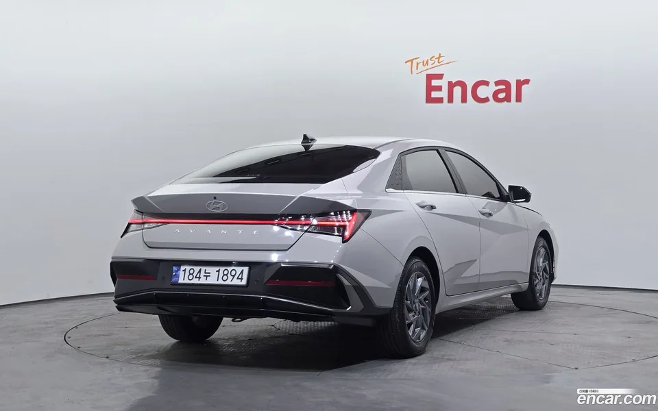 Hyundai Avante CN7 1.6 2023 — миниатюра 2
