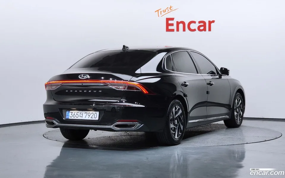 Hyundai Grandeur IG Hybrid 2022 — миниатюра 2