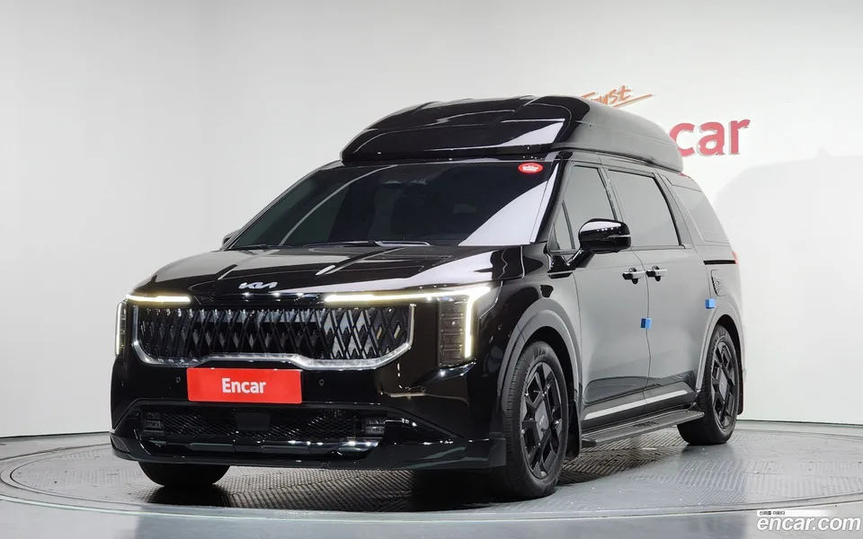 Kia Carnival 9 () 2024 — фото 1, купить с доставкой в Москву
