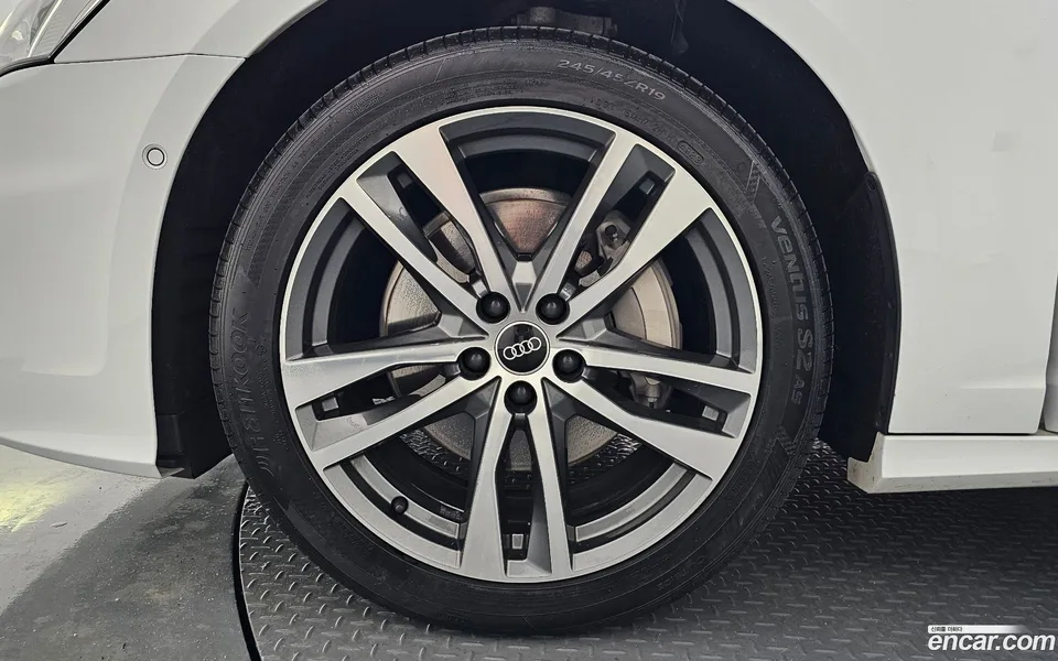 Audi A6 45 TFSI 2022 — миниатюра 5