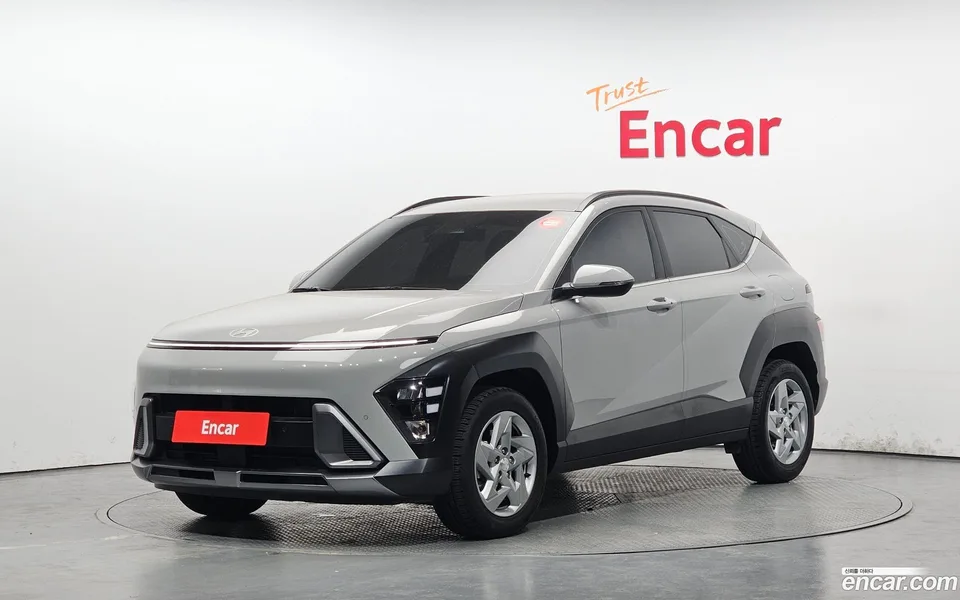 Hyundai Kona 1.6 2WD 2023 — фото 1, купить с доставкой в Москву